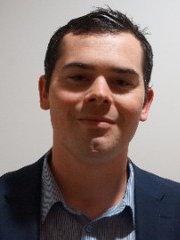 Dr Lachlan Robb