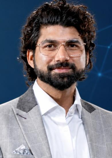 Dr Vimal  Dwivedi  