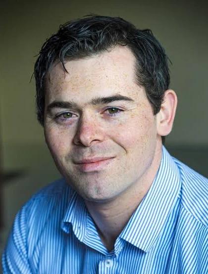 Dr Lachlan Robb